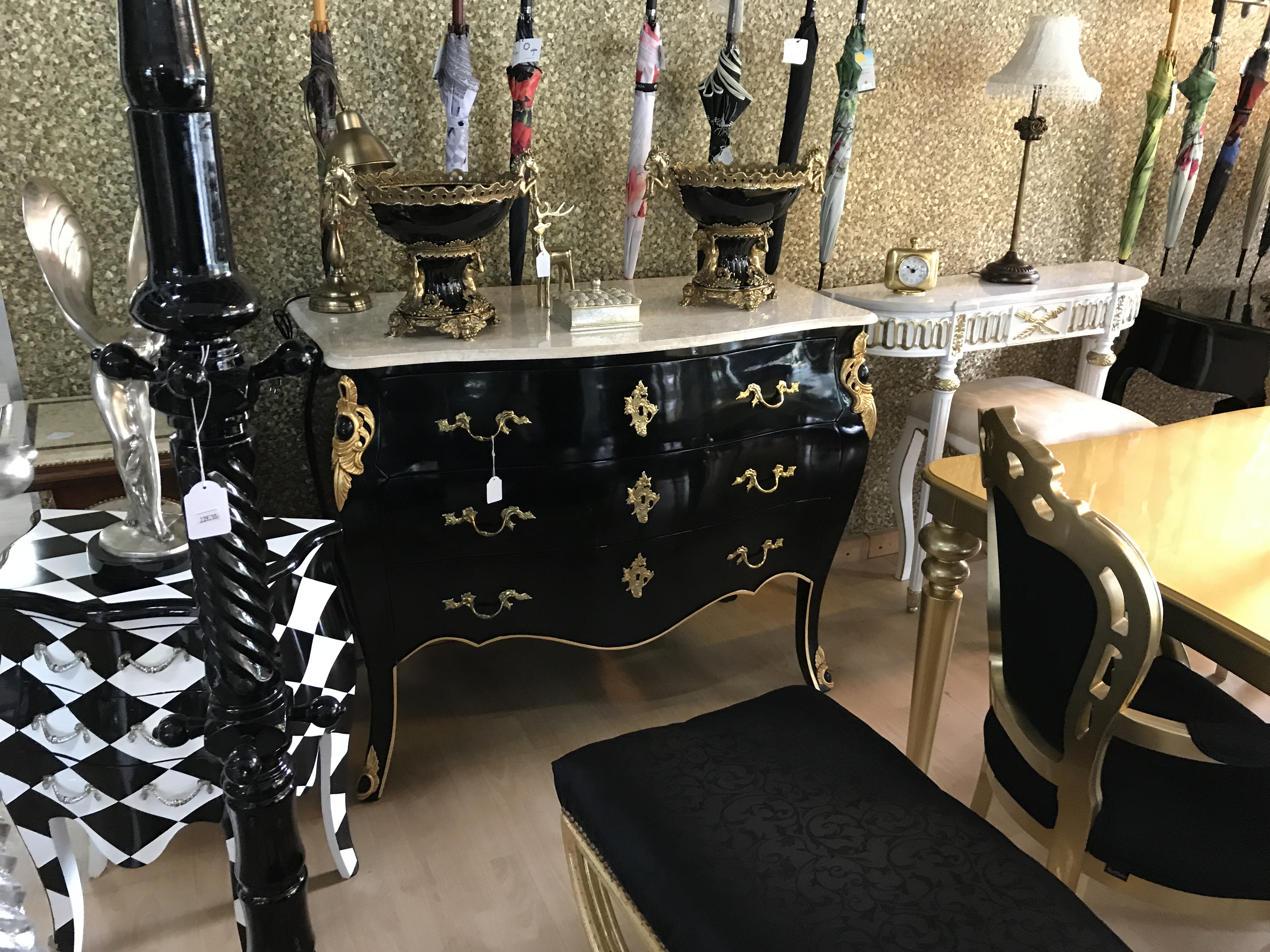 Barock Möbel In Essen